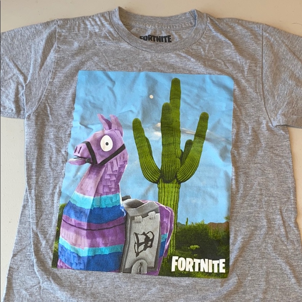 Fortnite tee shirt!!